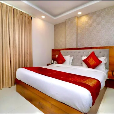 Glace International Near Delhi Airport